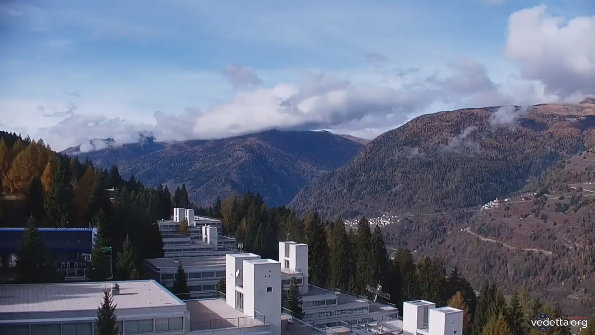 immagine della webcam nei dintorni di Coredo: webcam Marilleva