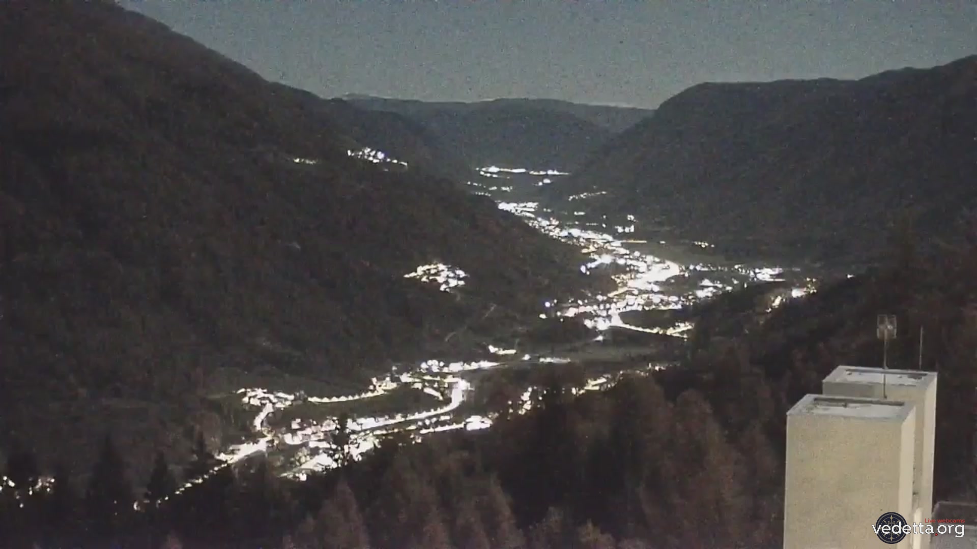 immagine della webcam nei dintorni di Monte Spinale: webcam Marilleva