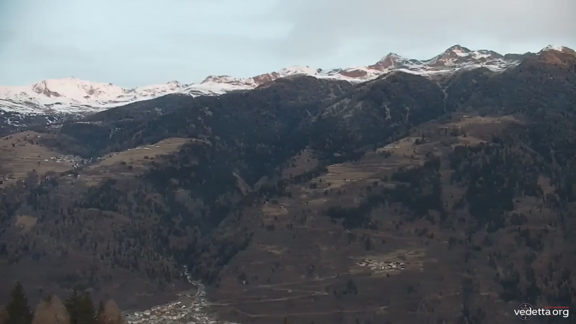 immagine della webcam nei dintorni di Monte Spinale: webcam Marilleva