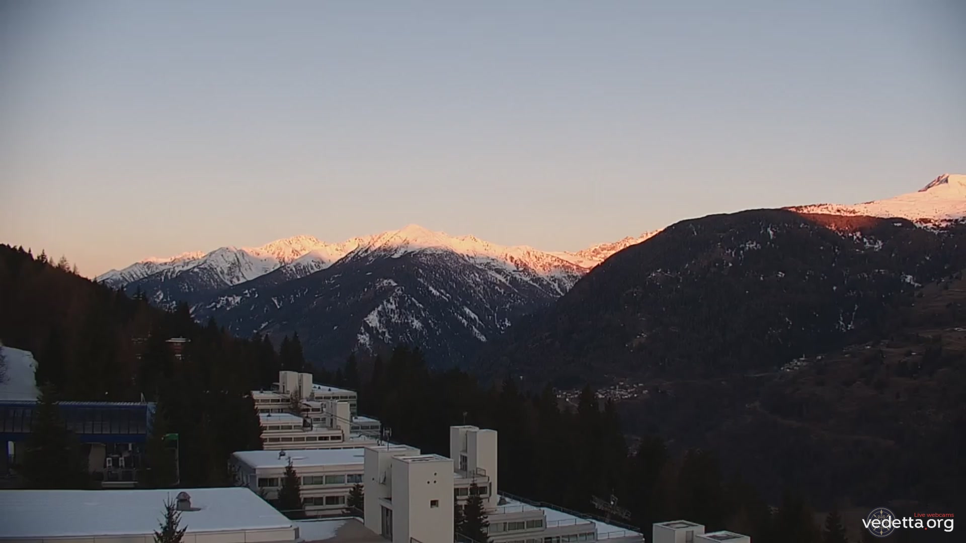 immagine della webcam nei dintorni di Passo Groste': webcam Marilleva