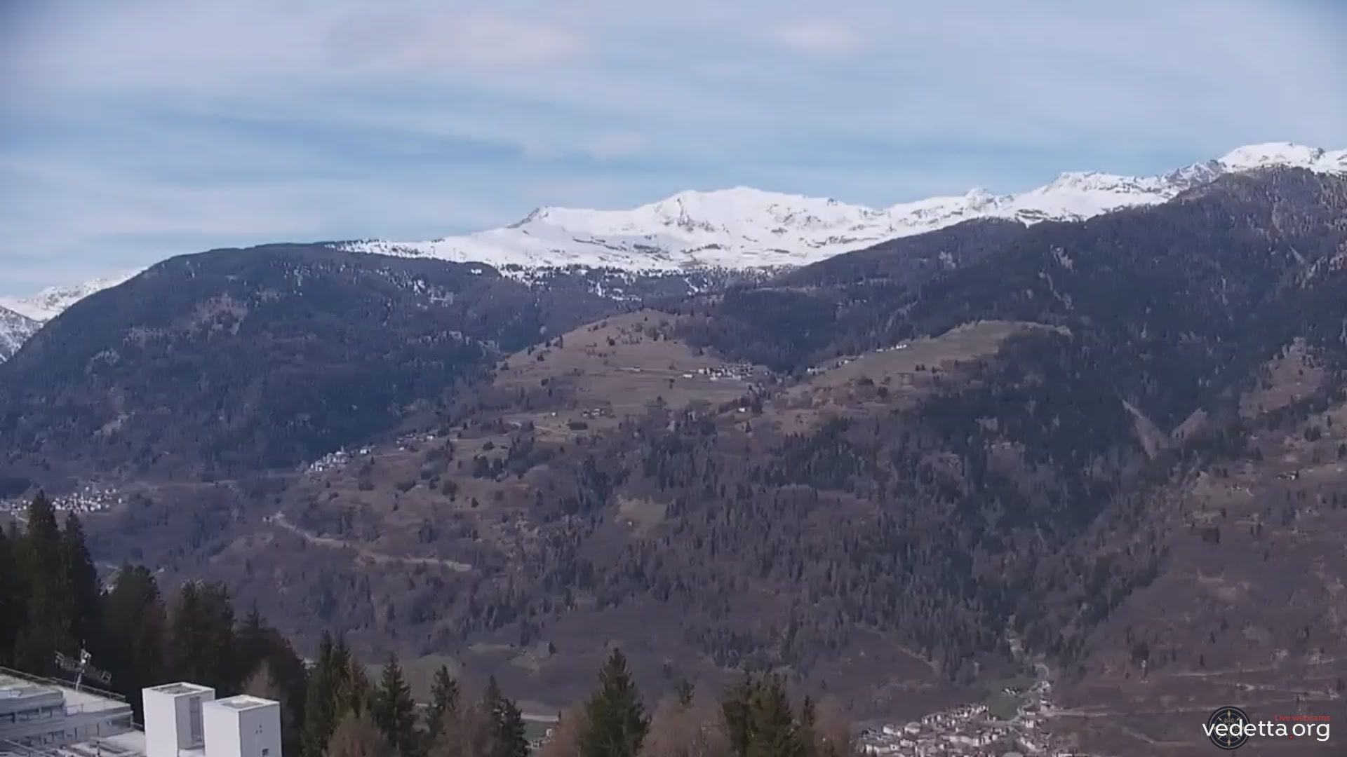 immagine della webcam nei dintorni di Passo Groste': webcam Marilleva