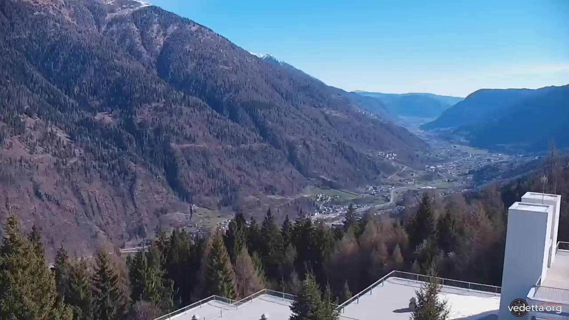 immagine della webcam nei dintorni di Madonna di Campiglio: webcam Marilleva