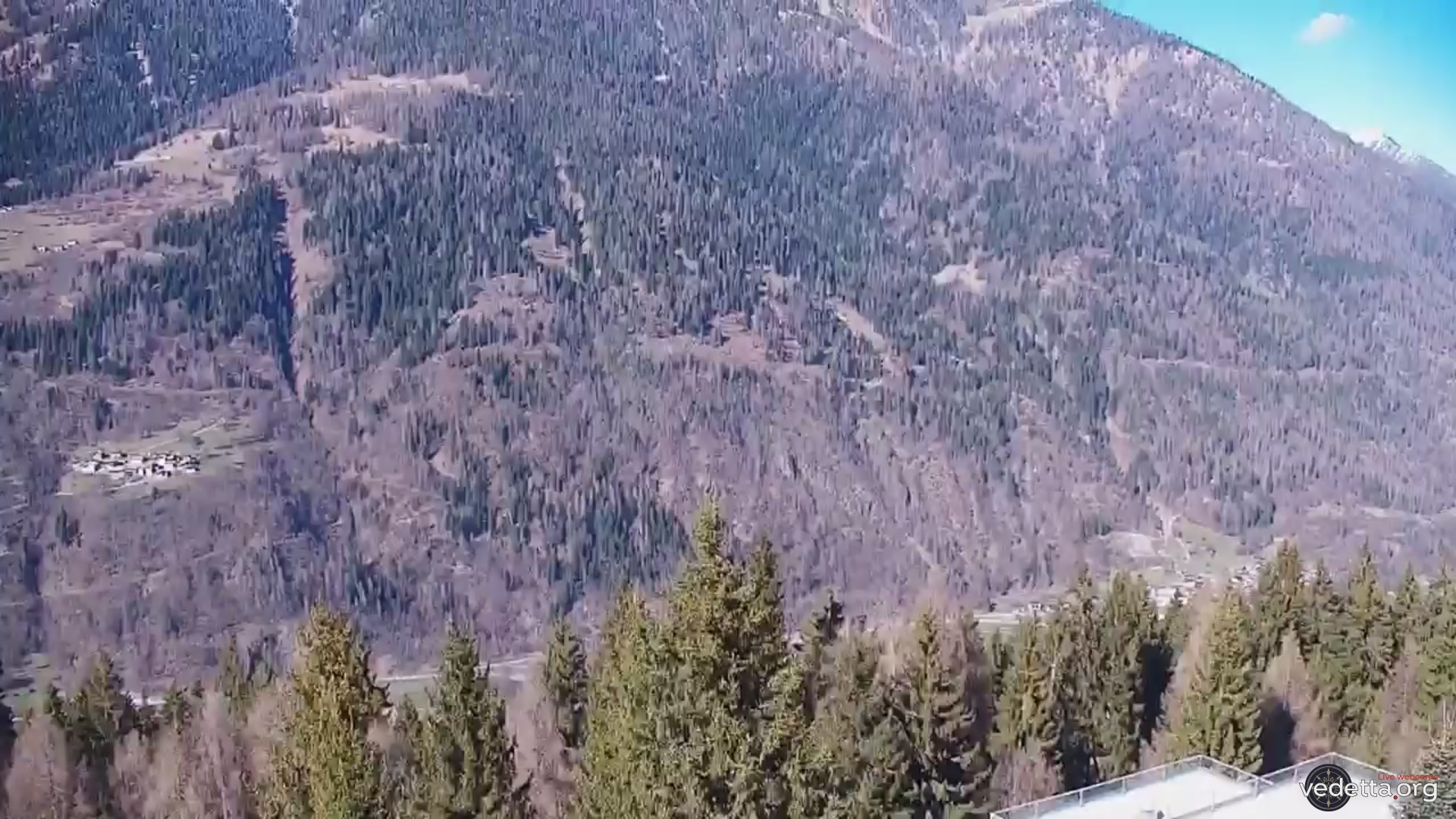 immagine della webcam nei dintorni di Massimeno: webcam Marilleva