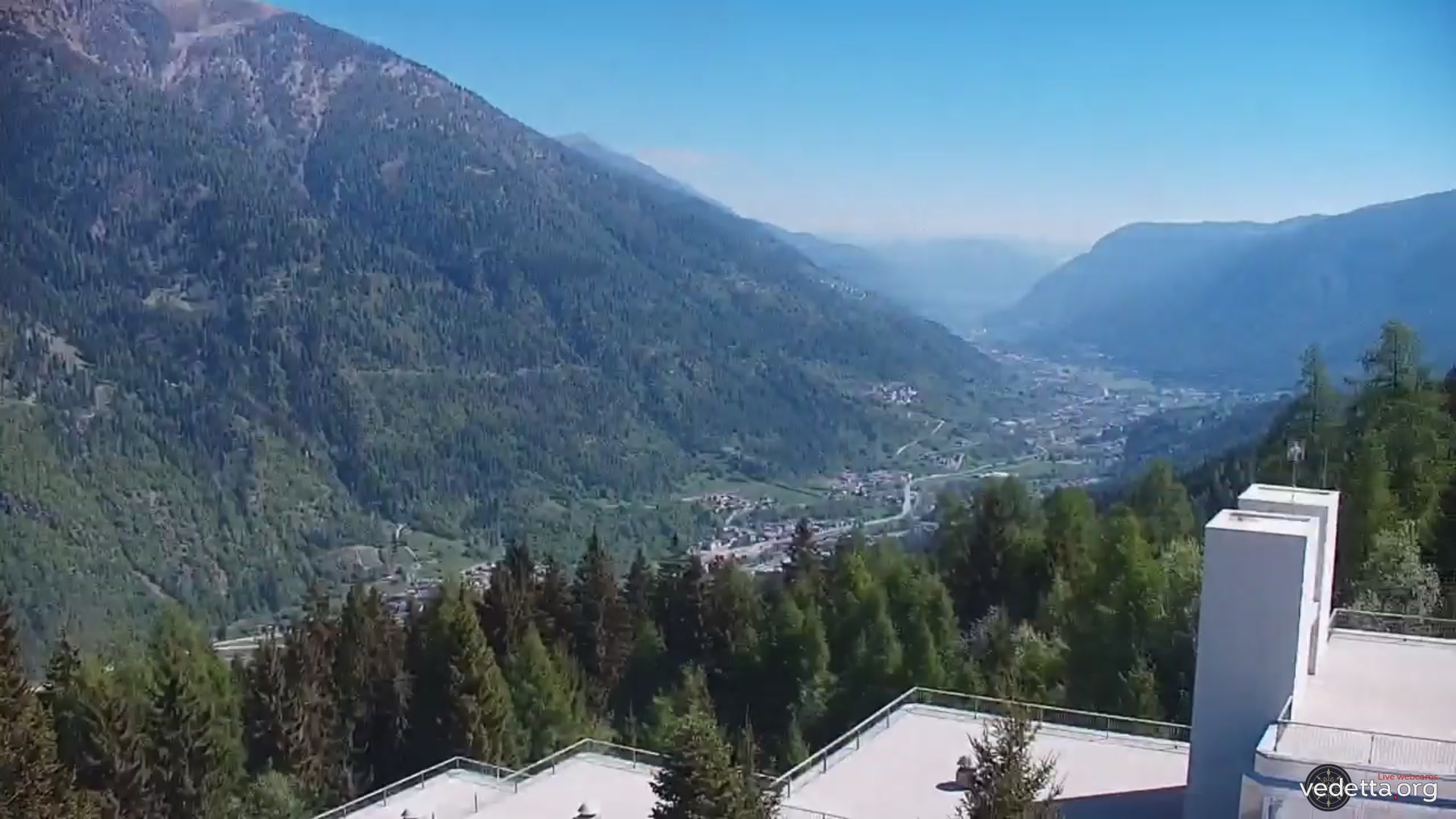 immagine della webcam nei dintorni di Ghiacciaio Presena: webcam Marilleva