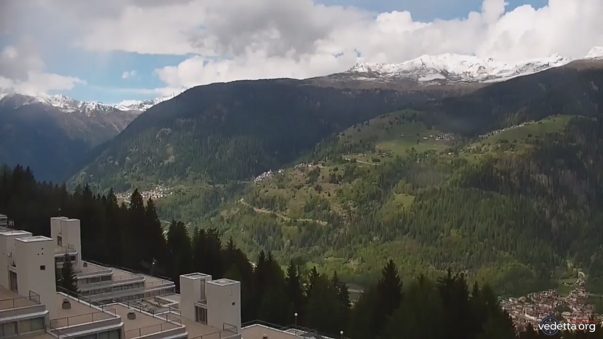 immagine della webcam nei dintorni di Rifugio Viviani: webcam Marilleva