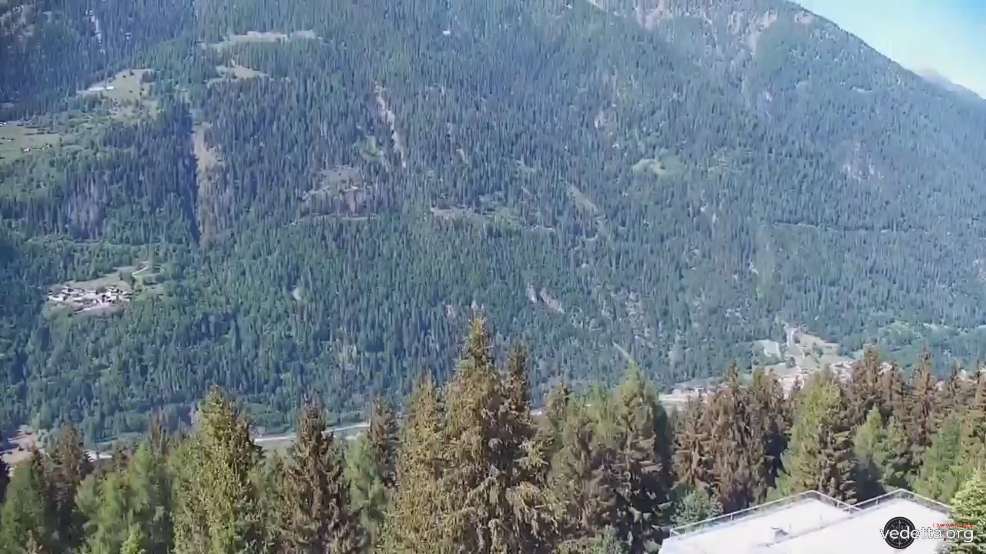 immagine della webcam nei dintorni di Madonna di Campiglio: webcam Marilleva