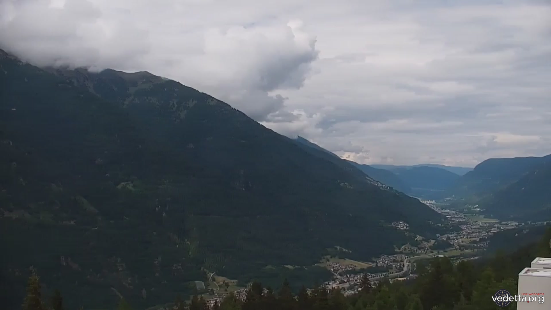 immagine della webcam nei dintorni di Madonna di Campiglio: webcam Marilleva
