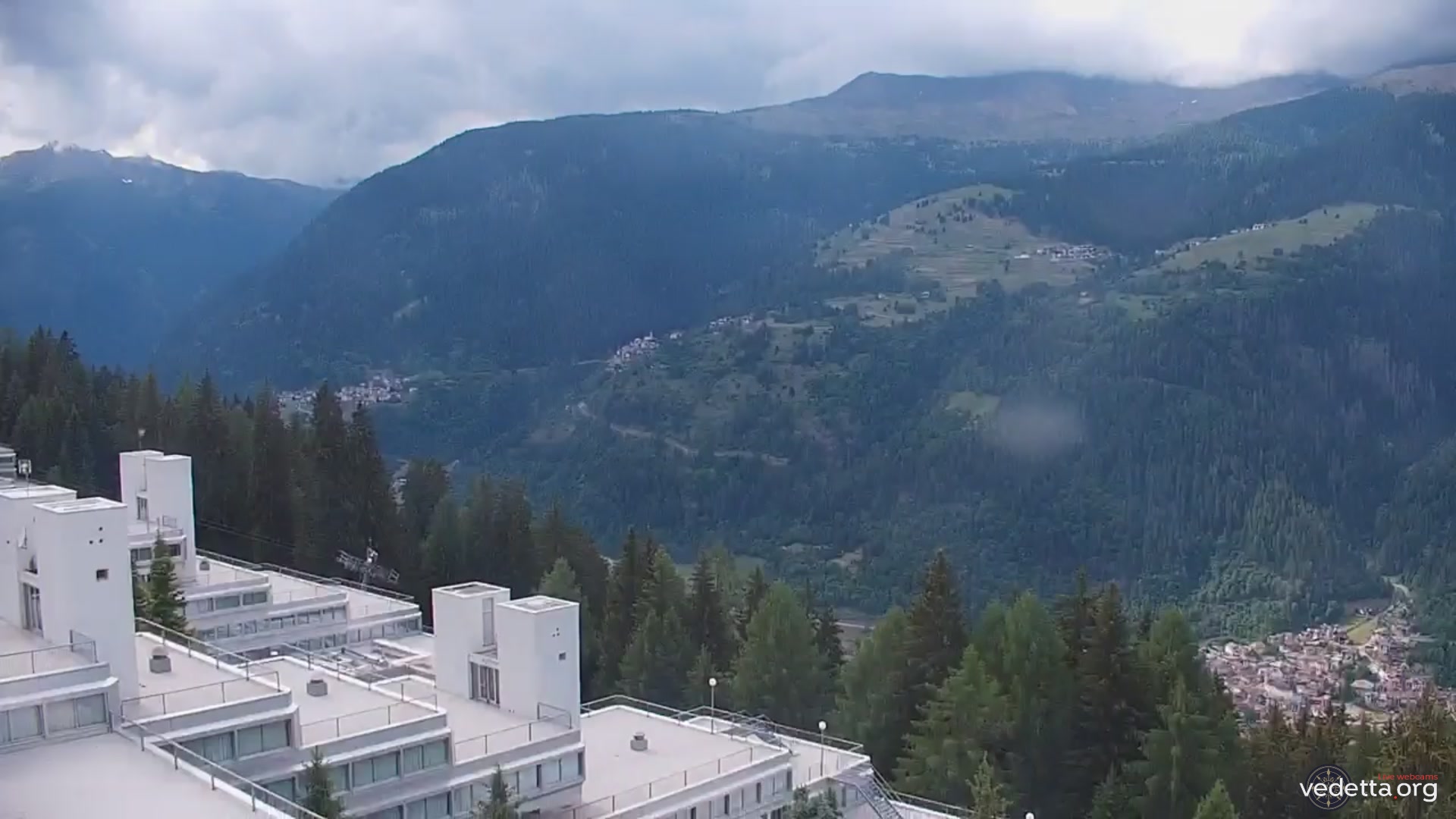 immagine della webcam nei dintorni di Carisolo: webcam Marilleva