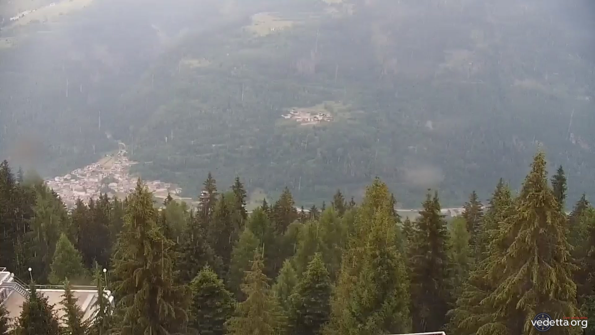 immagine della webcam nei dintorni di Ponte di Legno: webcam Marilleva