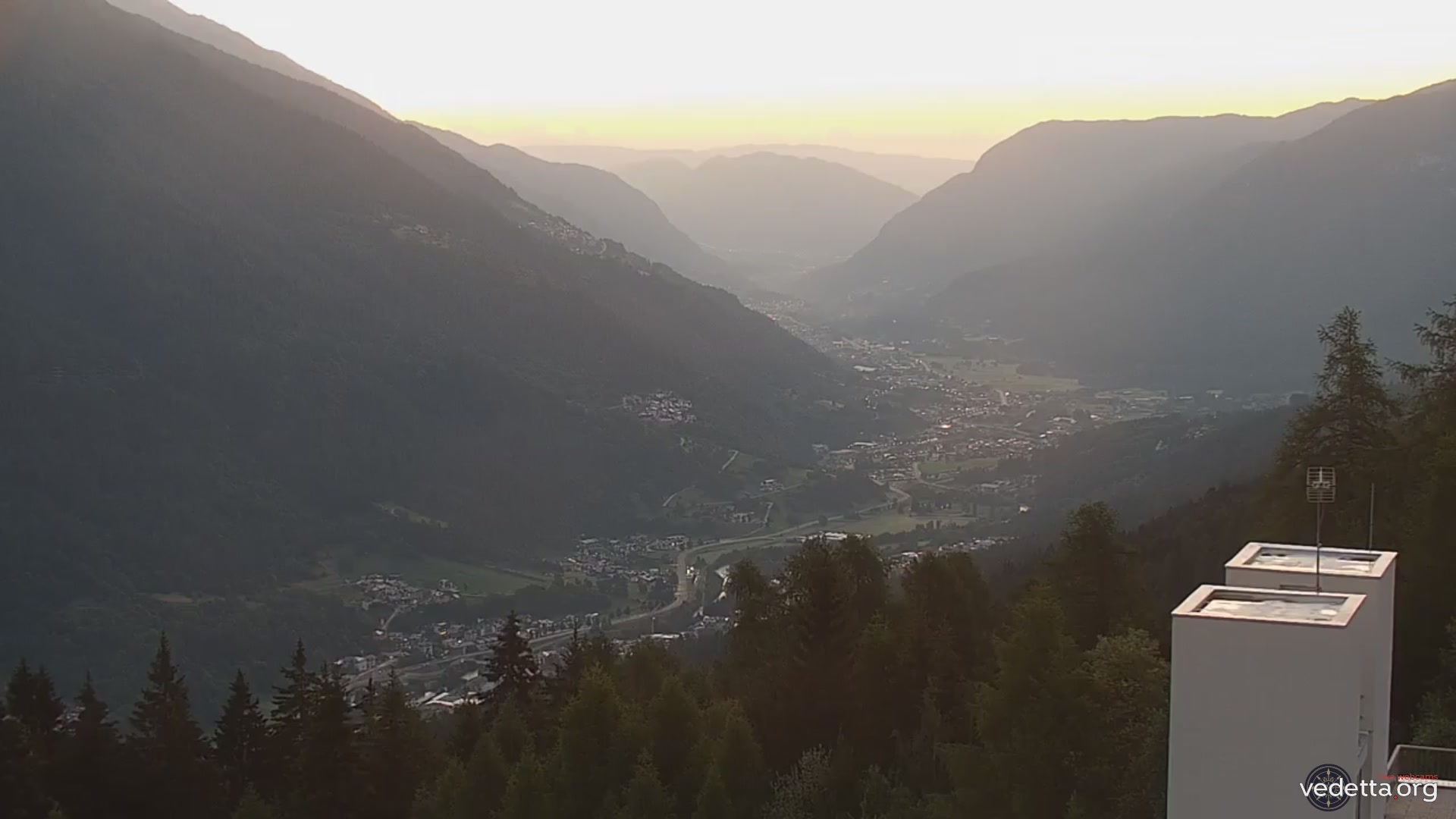 immagine della webcam nei dintorni di Sant'Antonio di Mavignola: webcam Marilleva