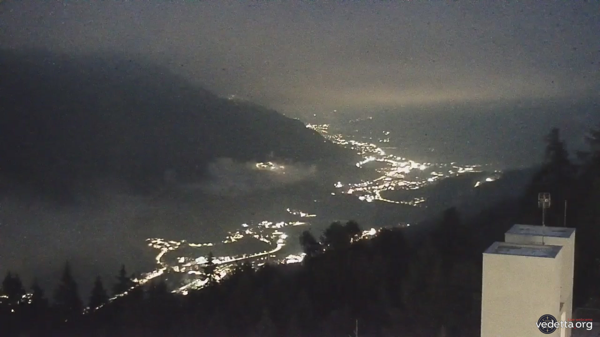 immagine della webcam nei dintorni di Monte Spinale: webcam Marilleva