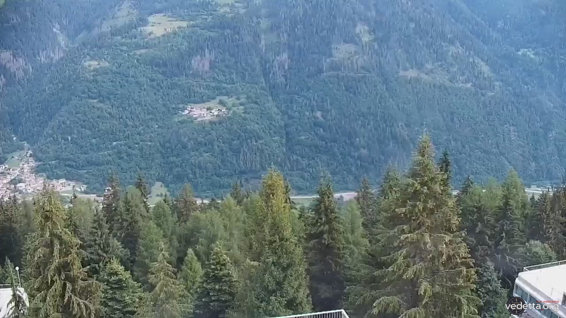 immagine della webcam nei dintorni di Madonna di Campiglio: webcam Marilleva