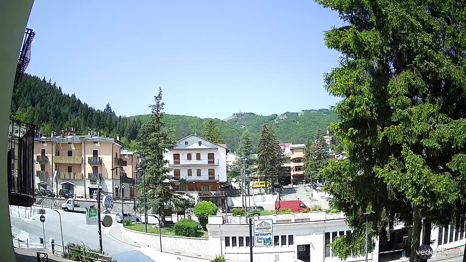 immagine della webcam nei dintorni di Castel di Sangro: webcam Roccaraso
