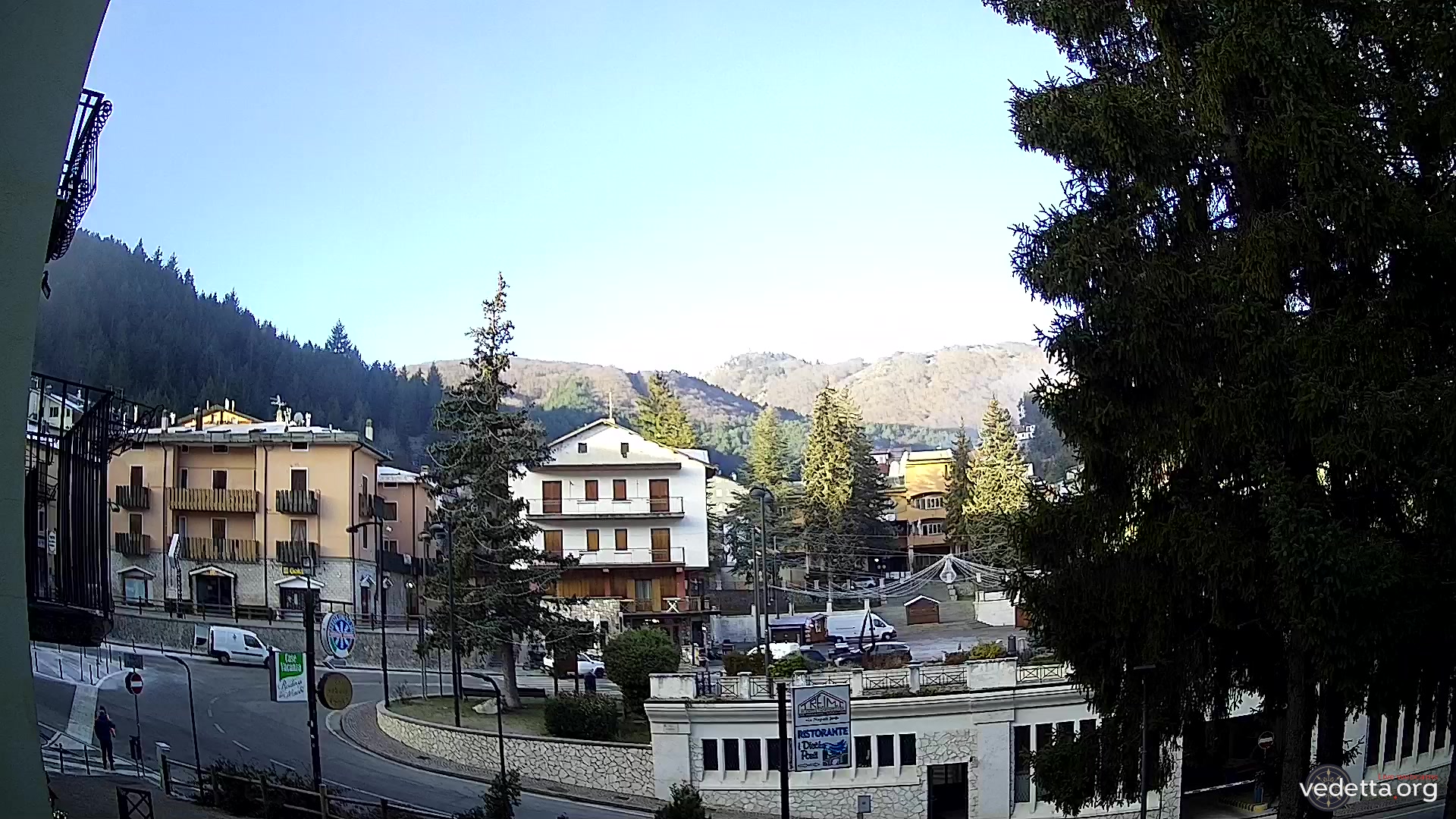 immagine della webcam nei dintorni di Castel di Sangro: webcam Roccaraso