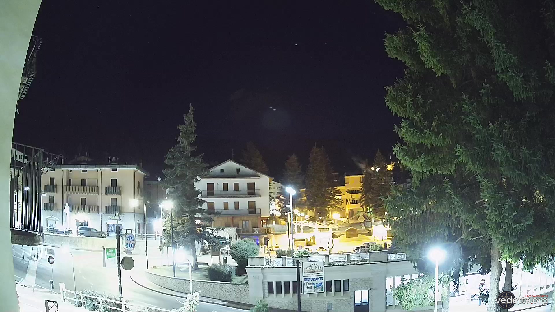 immagine della webcam nei dintorni di Acquaviva d'Isernia: webcam Roccaraso