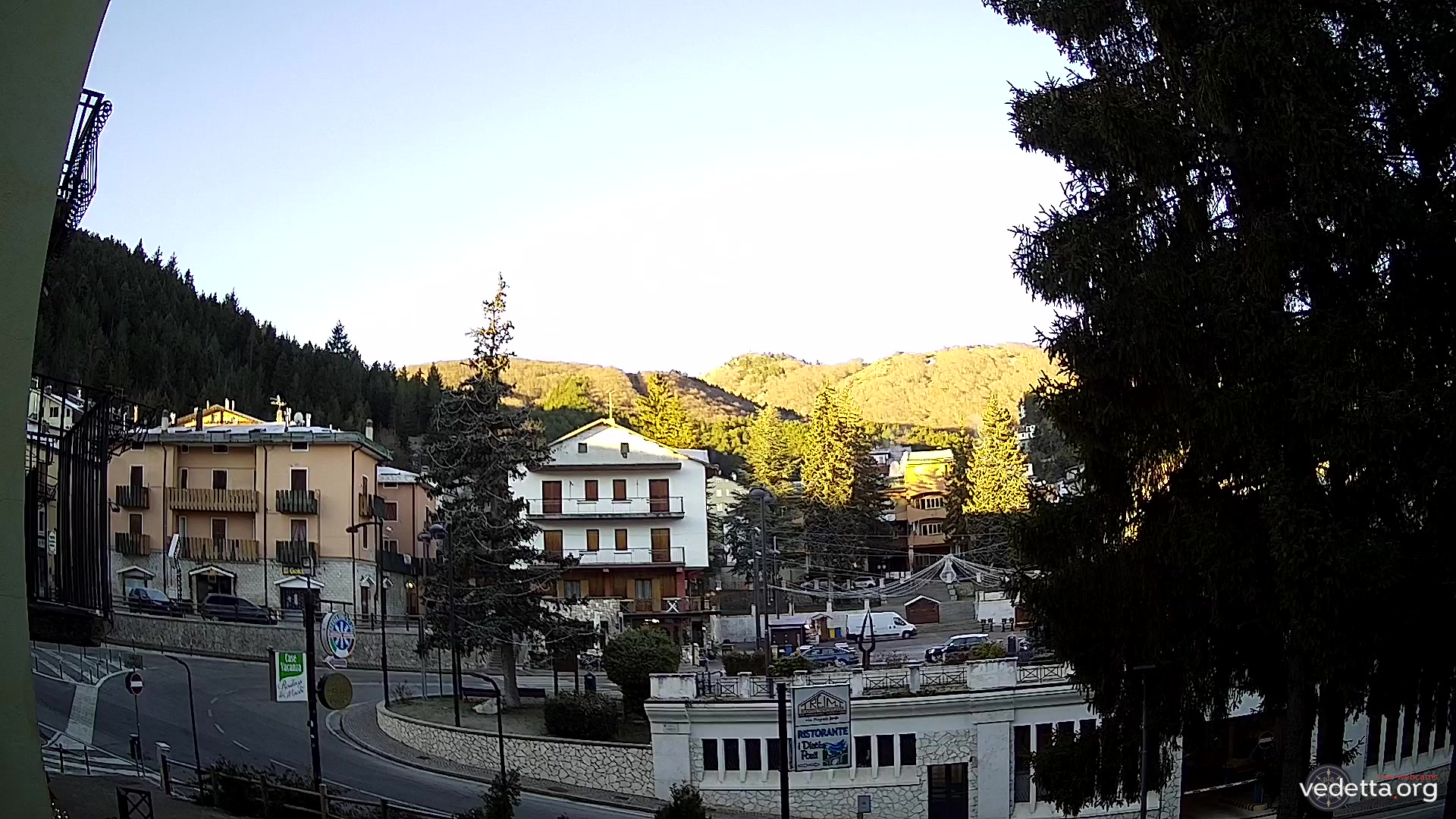 immagine della webcam nei dintorni di Civitaluparella: webcam Roccaraso