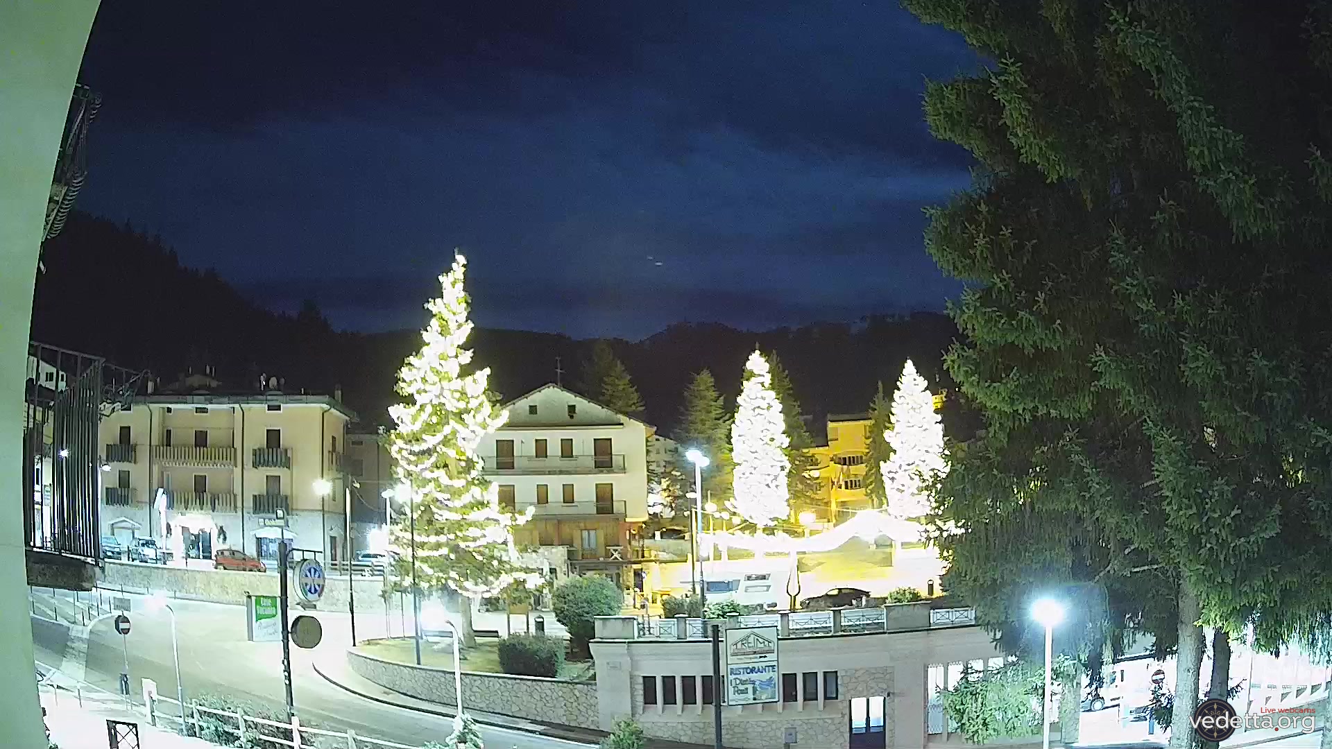 immagine della webcam nei dintorni di Rionero Sannitico: webcam Roccaraso