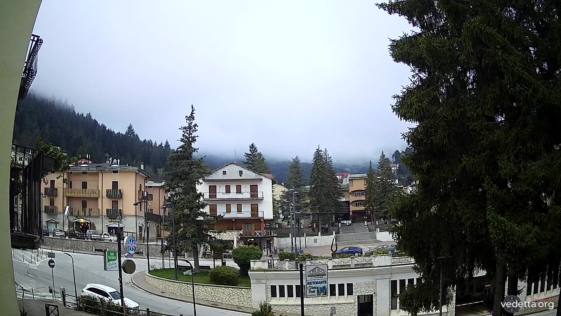 immagine della webcam nei dintorni di Castel di Sangro: webcam Roccaraso