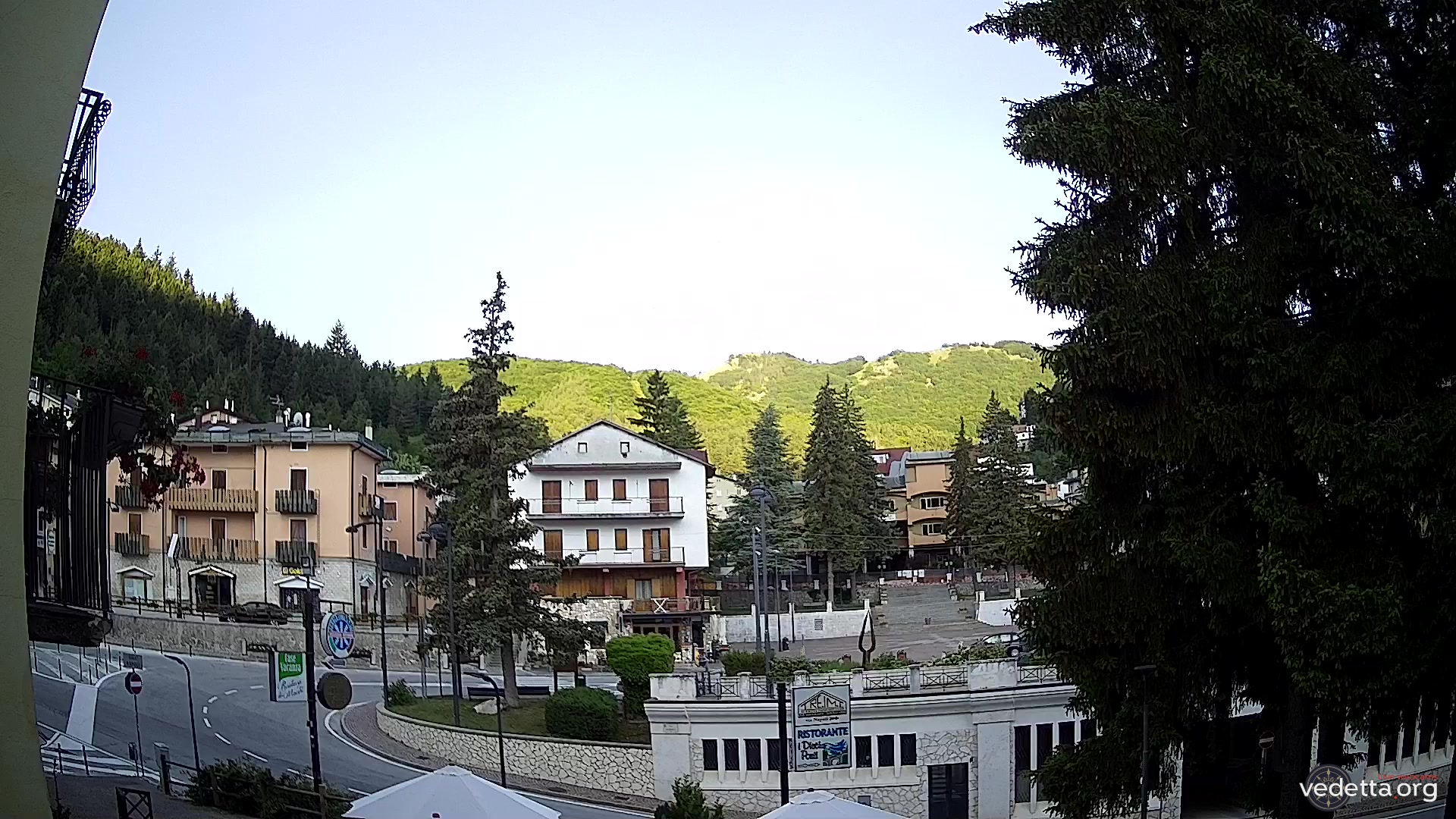 immagine della webcam nei dintorni di Acquaviva d'Isernia: webcam Roccaraso