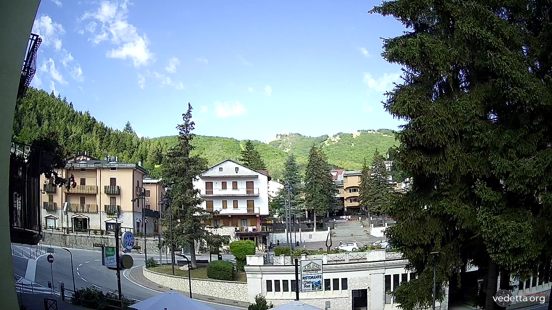 immagine della webcam nei dintorni di Rionero Sannitico: webcam Roccaraso