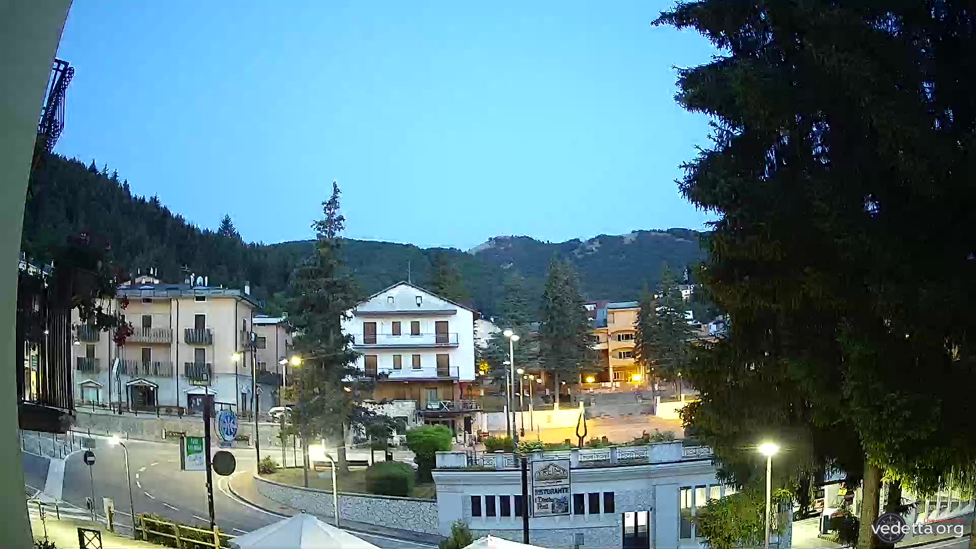 immagine della webcam nei dintorni di Civitaluparella: webcam Roccaraso