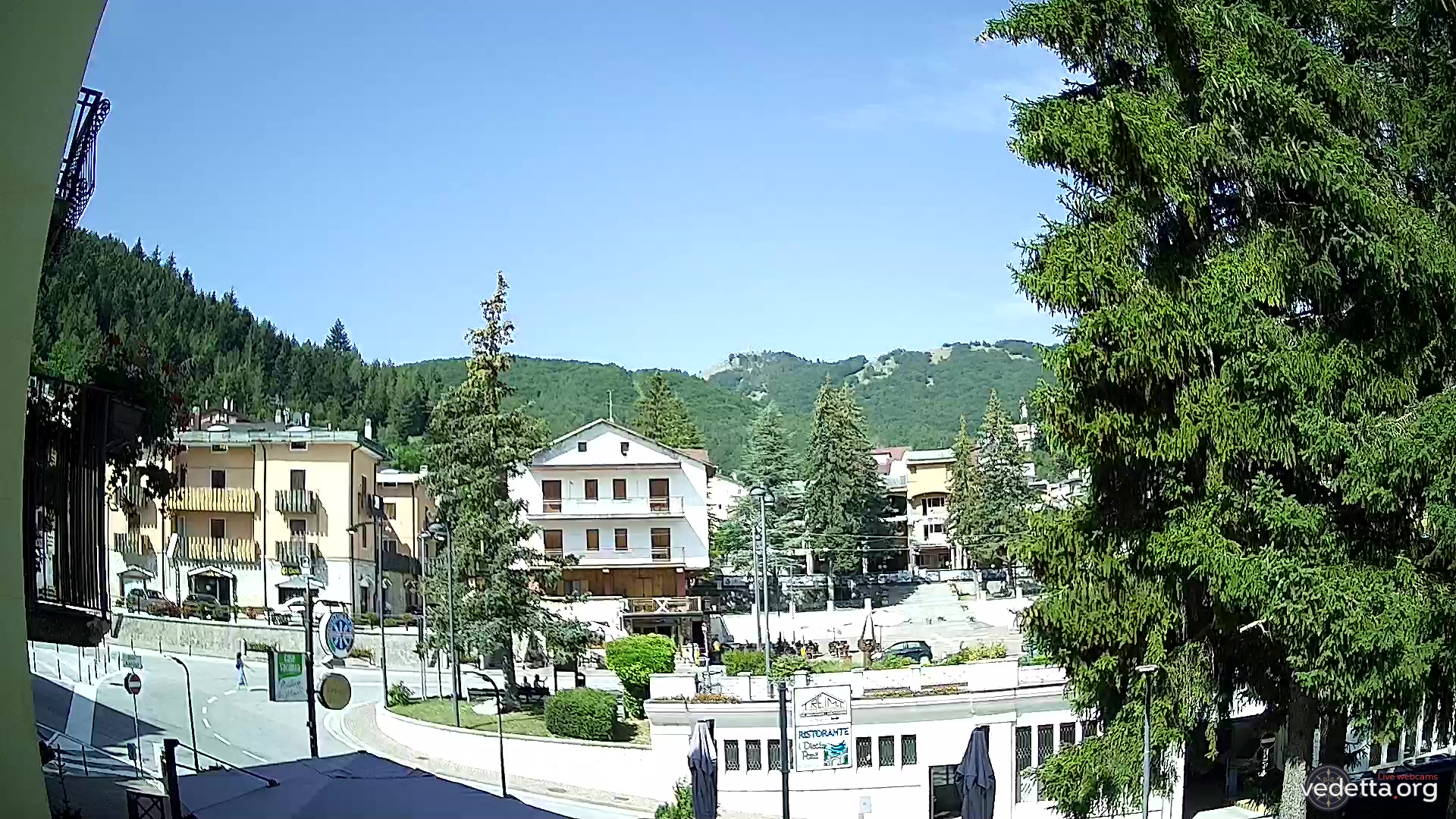 immagine della webcam nei dintorni di Roio del Sangro: webcam Roccaraso