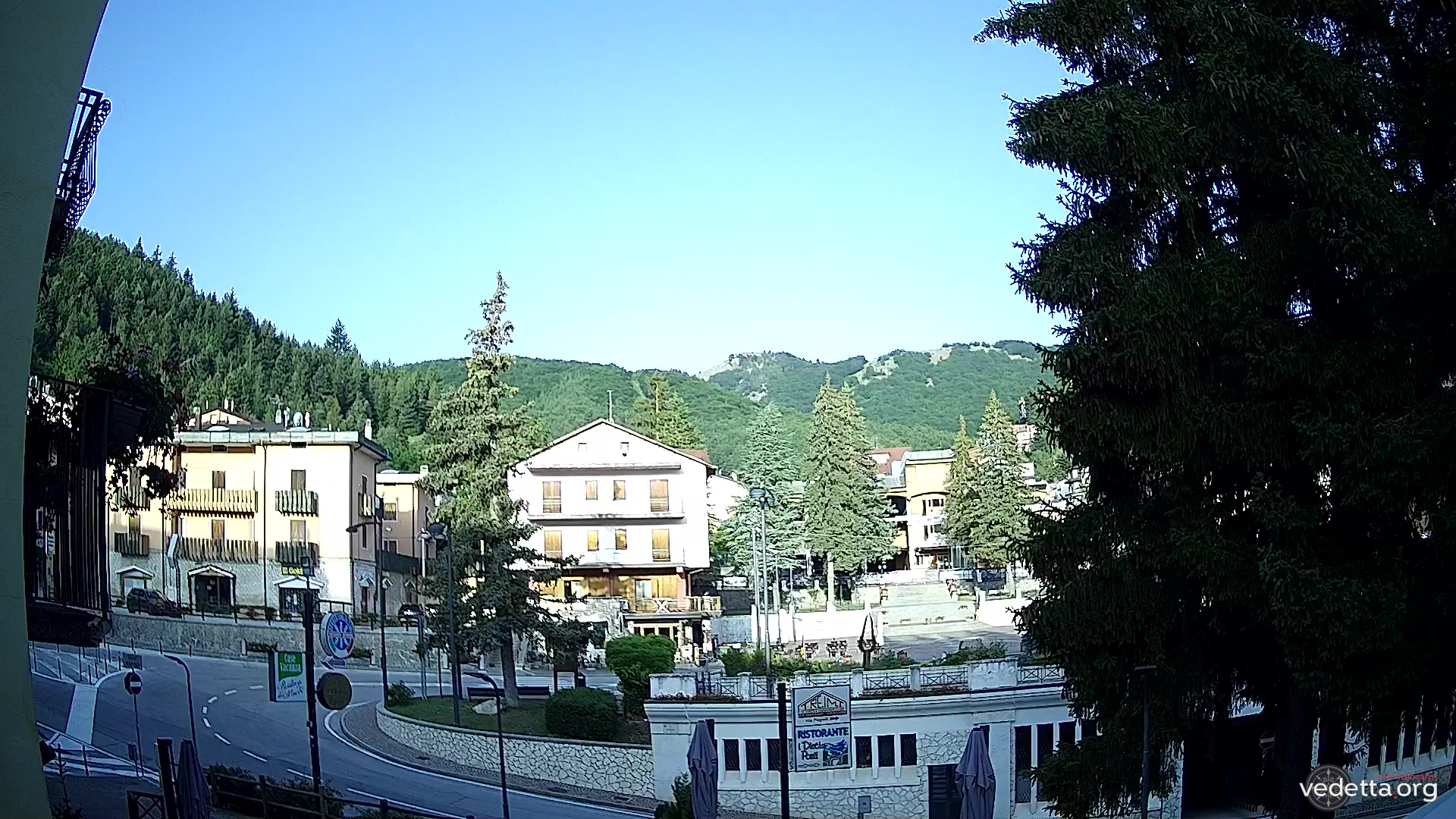 immagine della webcam nei dintorni di Pescopennataro: webcam Roccaraso